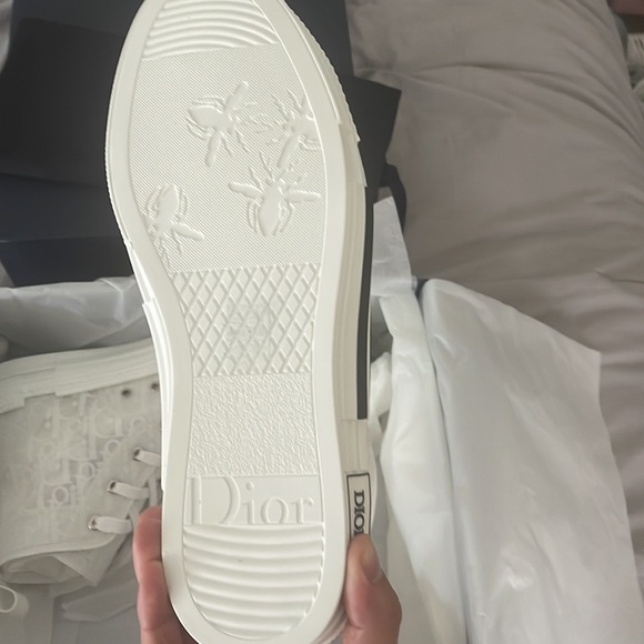 Brand New never worn Dior HT Sneakers white on white - Picture 6 of 6